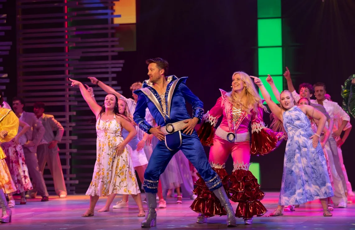 Queensland performers in Mamma Mia cast